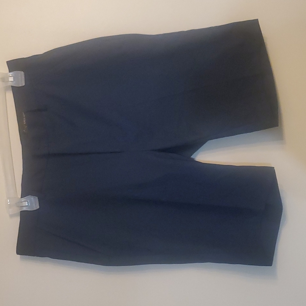 Nwot mens size 32 Greg Norman